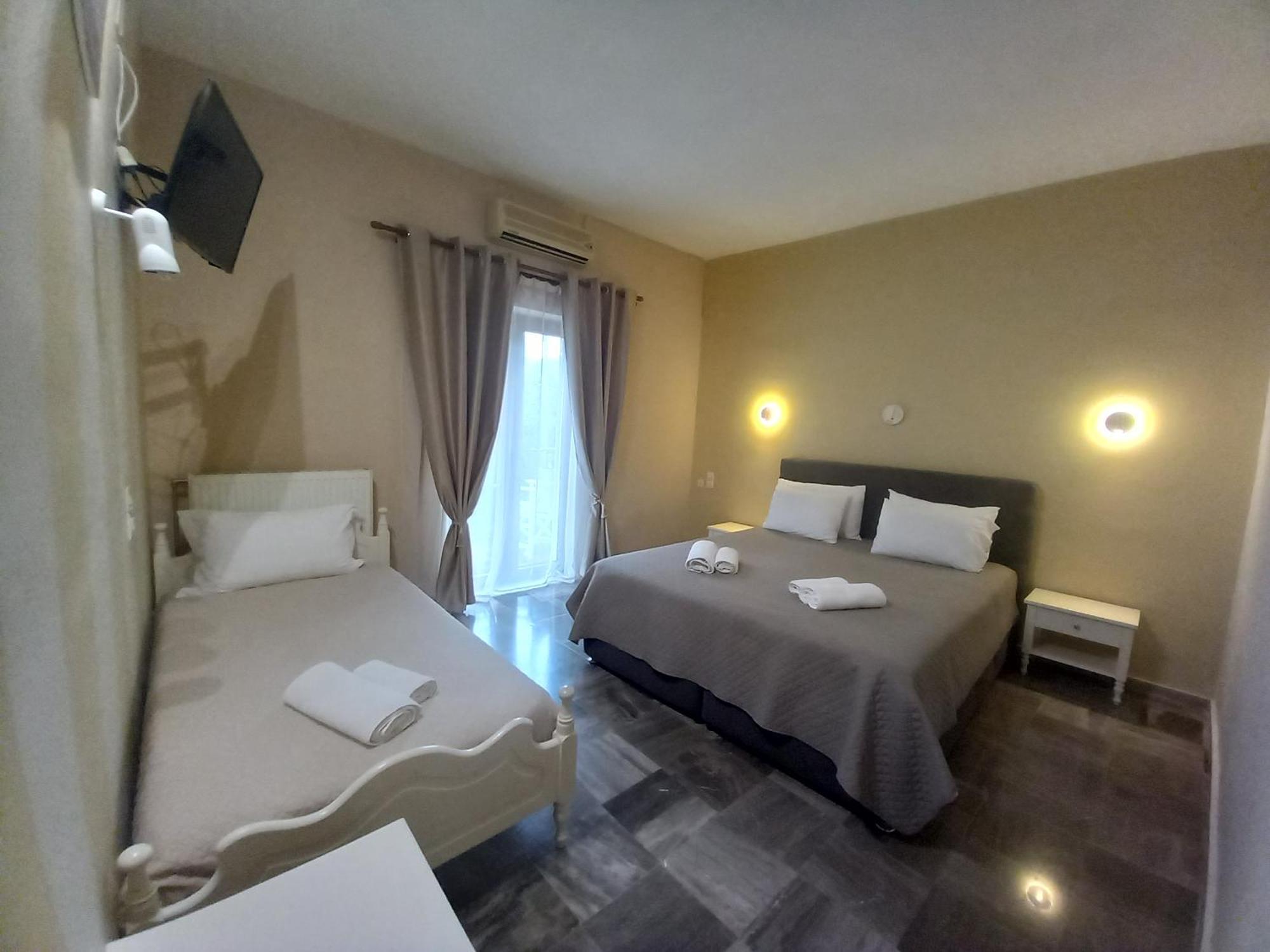 Hermes Hotel Mythimna Esterno foto