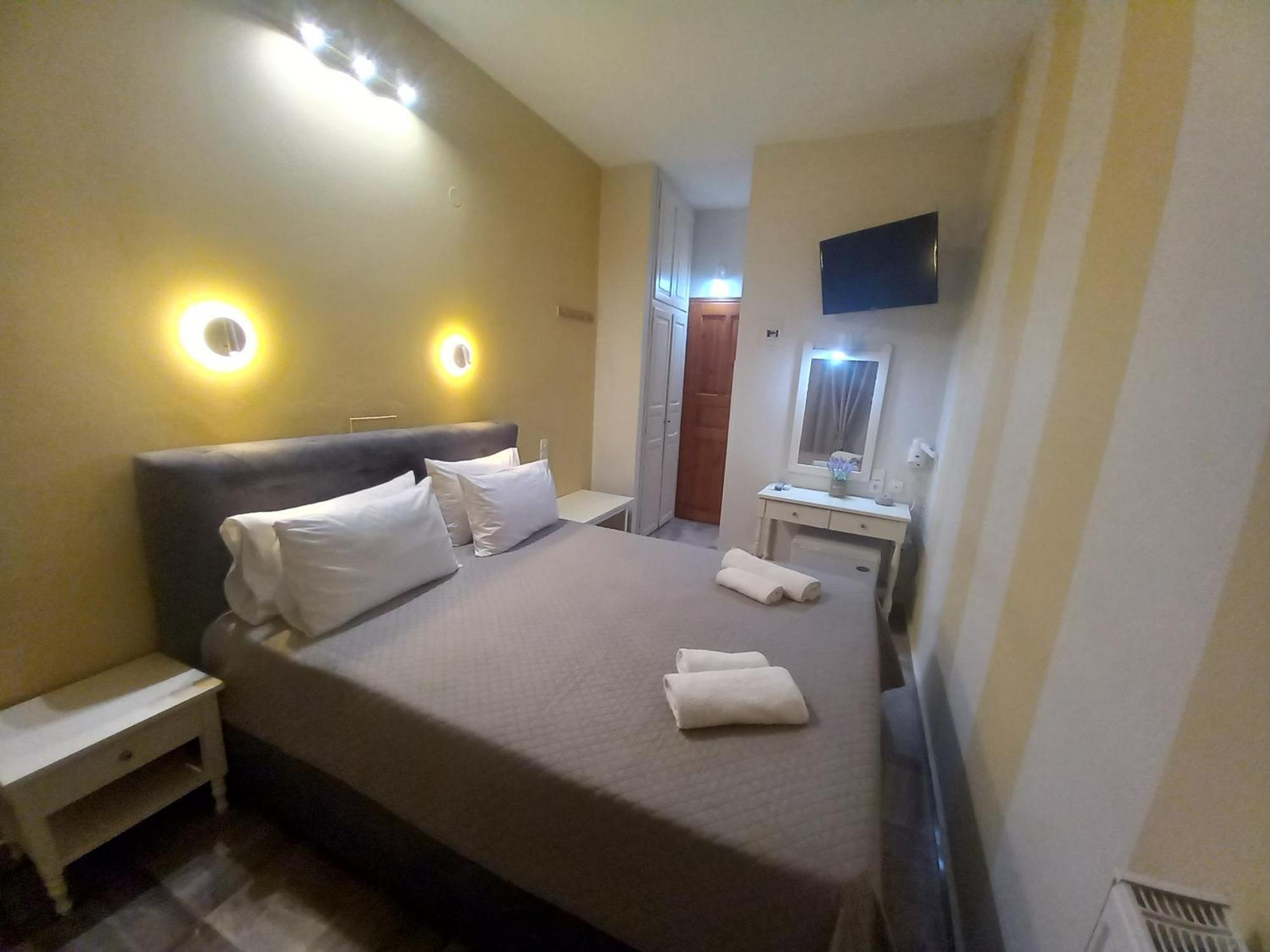 Hermes Hotel Mythimna Esterno foto